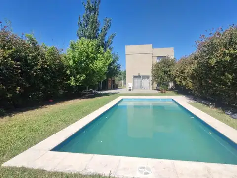 Casa en Alquiler en Roldan, San Lorenzo