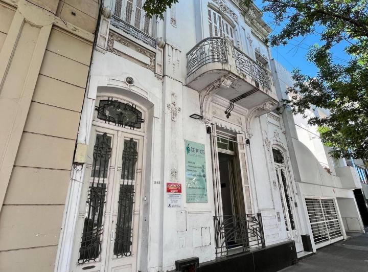 Casa · 130m² · 6 Ambientes