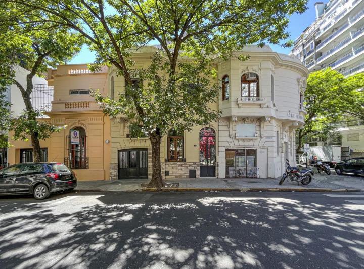 Casa · 158m² · 7 Ambientes · 1 Cochera