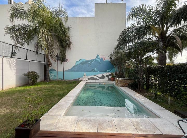 Casa · 126m² · 3 Ambientes · 1 Cochera