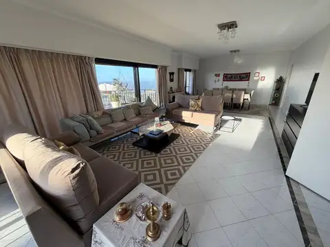 Departamento en Alquiler en Recoleta, CABA