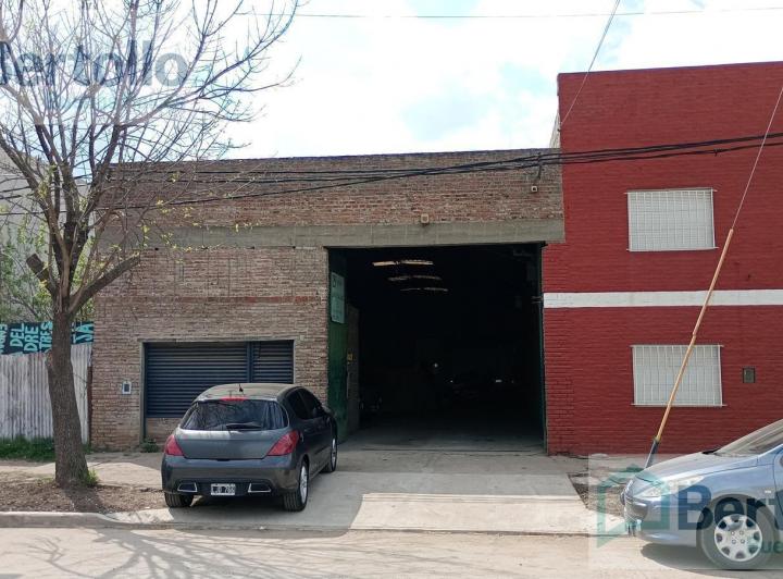 Bodega-Galpón · 332m² · 2 Ambientes