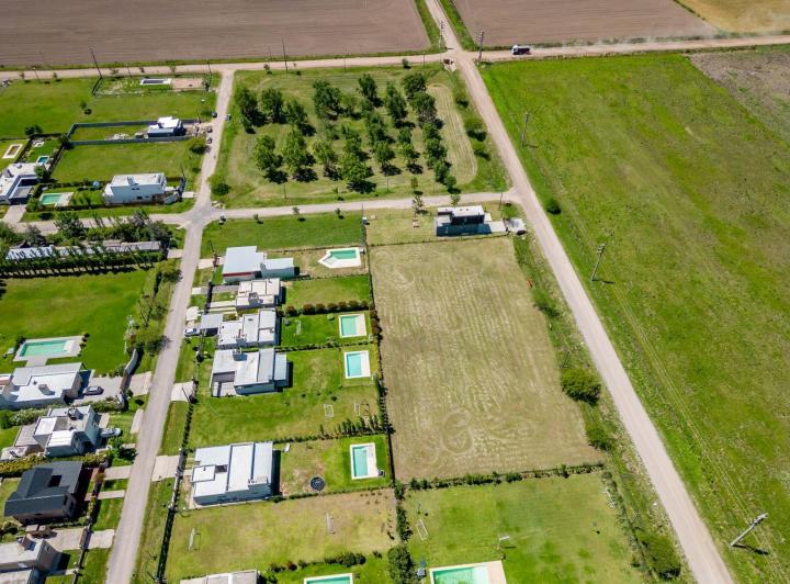 Terreno · 585m²