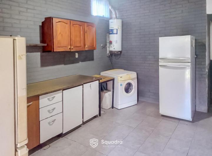 Casa · 122m² · 5 Ambientes · 1 Cochera