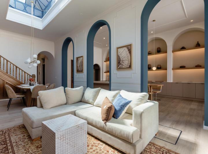 Casa · 205m² · 9 Ambientes · 1 Cochera