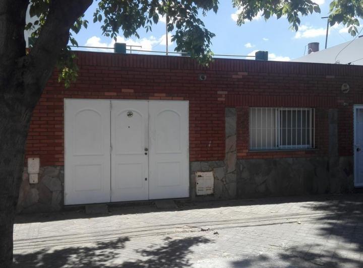 Casa · 127m² · 3 Ambientes · 1 Cochera
