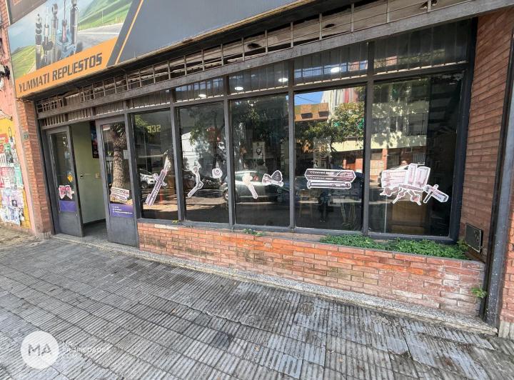Local comercial · 370m² · 4 Ambientes