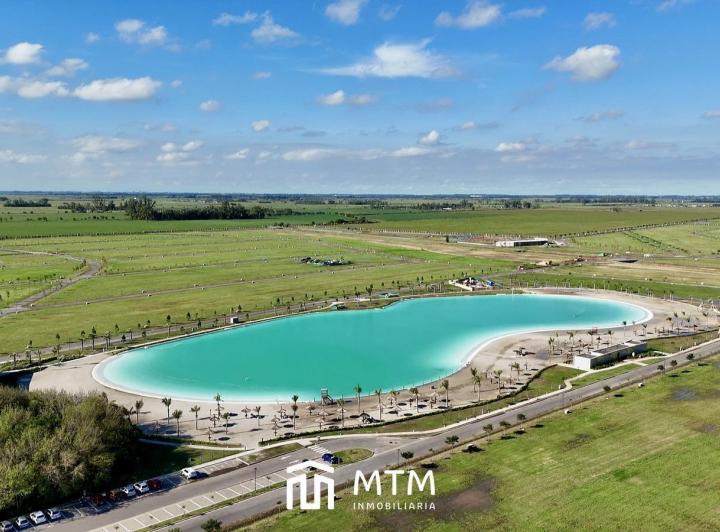 Terreno · 619m²