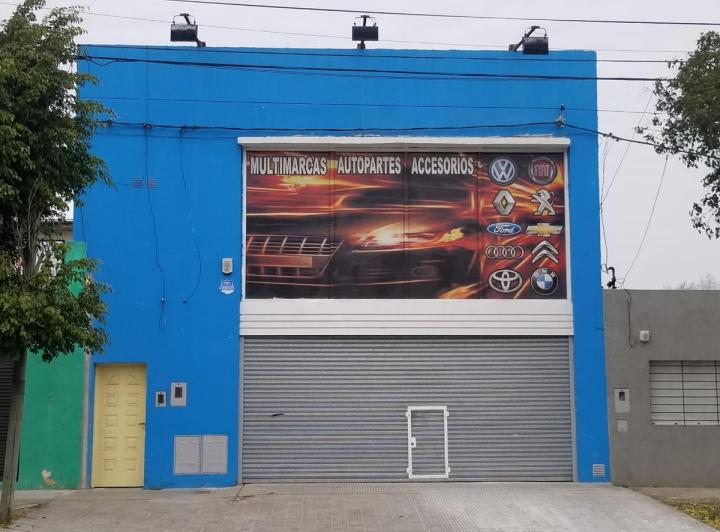 Local comercial · 302m²