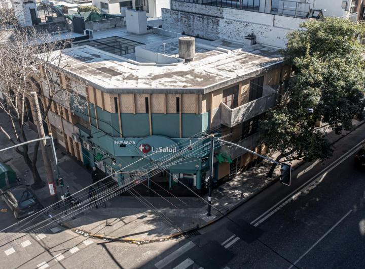 Local comercial · 567m² · 7 Ambientes