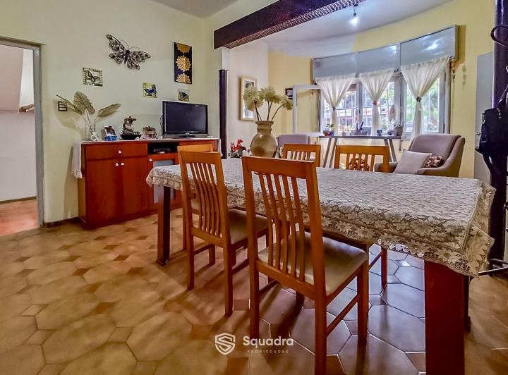 Casa · 127m² · 3 Ambientes · 1 Cochera