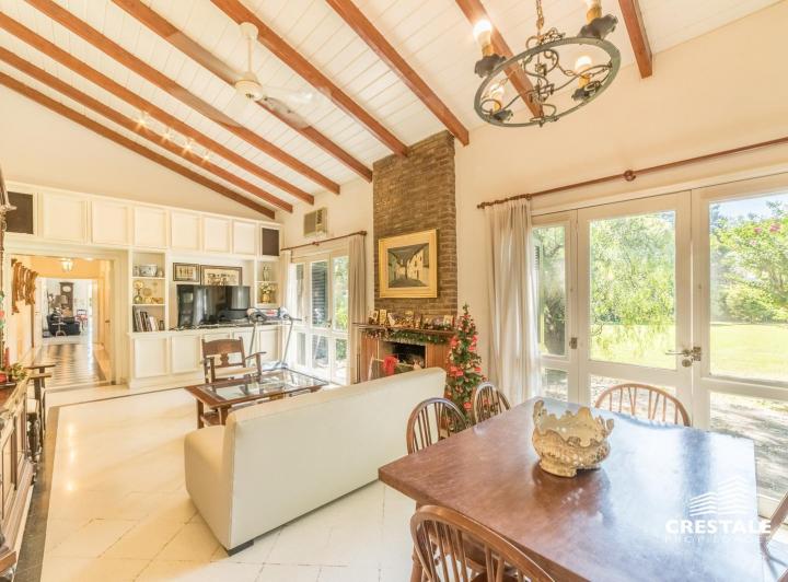 Casa · 400m² · 5 Ambientes