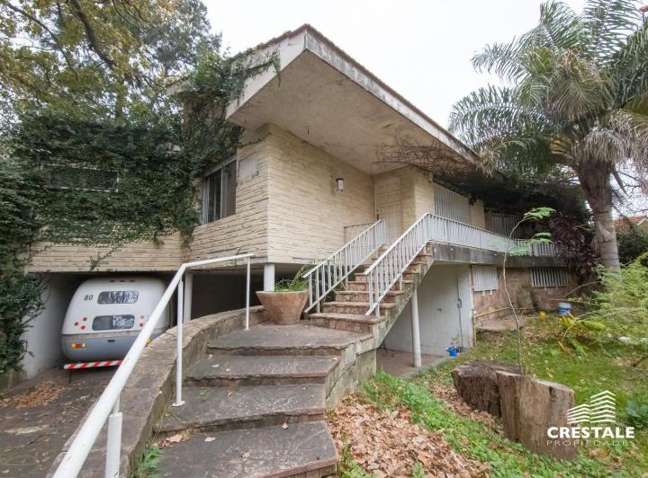 Casa · 406m² · 7 Ambientes · 2 Cocheras