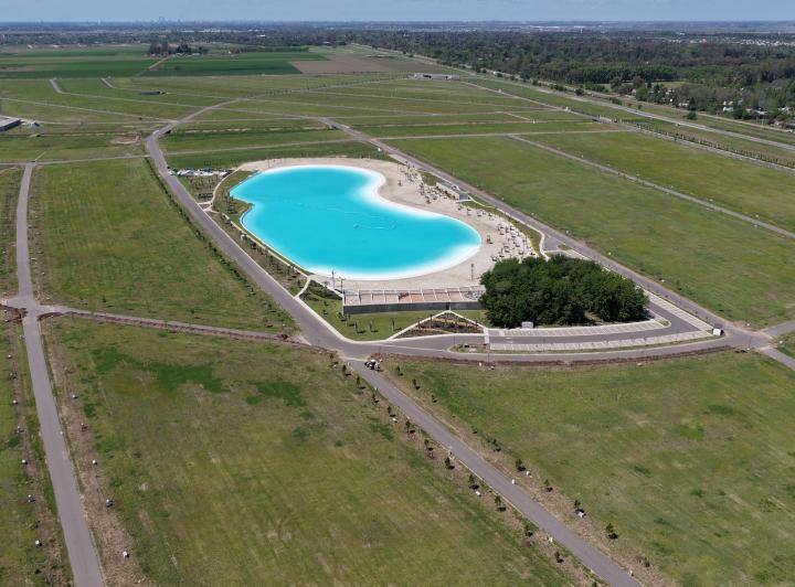 Terreno · 652m²