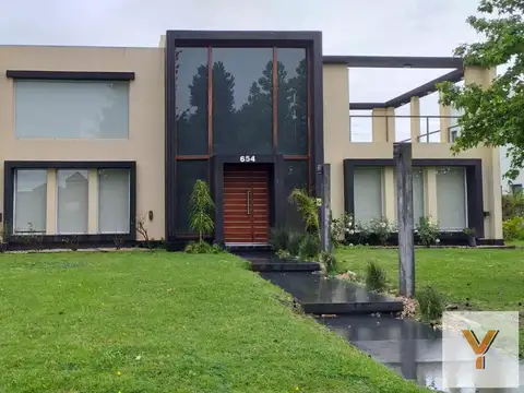 Casa en Alquiler en Haras Santa María, Countries y Barrios Cerrados en Escobar