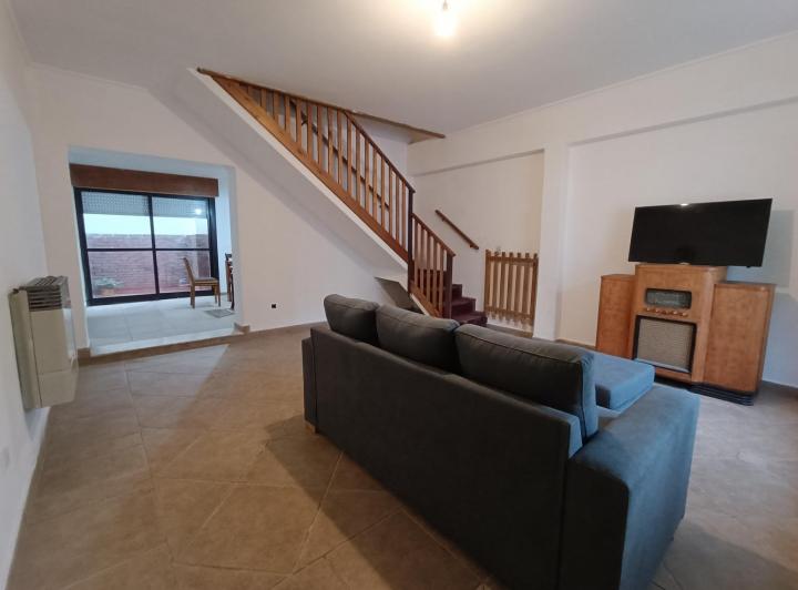Casa · 186m² · 5 Ambientes · 2 Cocheras