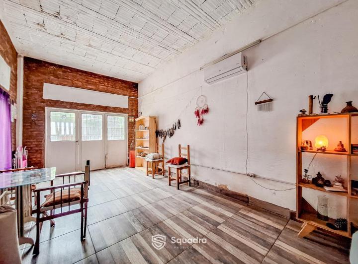 Casa · 150m² · 6 Ambientes · 1 Cochera