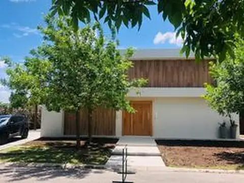 Casa en Alquiler en Villanueva, Countries y Barrios Cerrados en Tigre