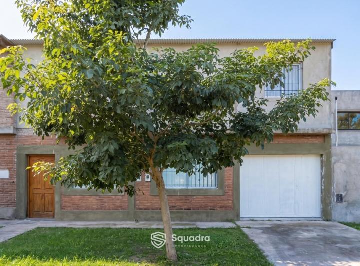 Casa · 70m² · 4 Ambientes · 1 Cochera