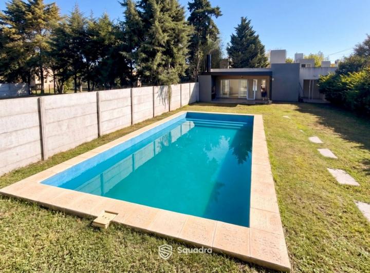 Casa · 50m² · 2 Ambientes · 1 Cochera