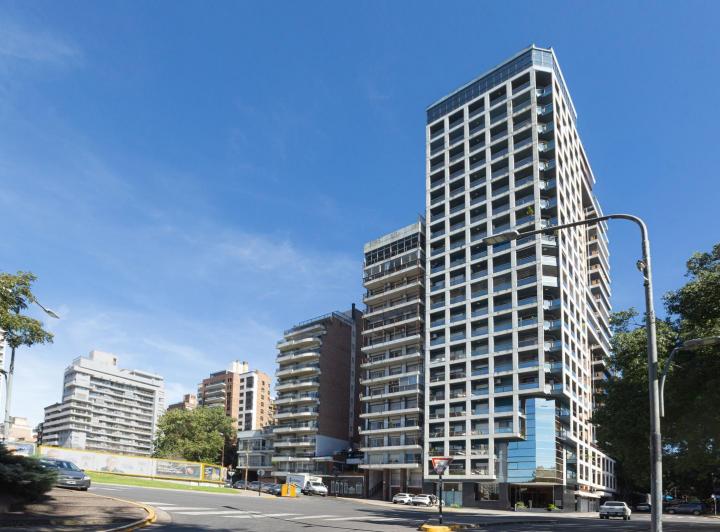 Departamento · 153m² · 7 Ambientes · 1 Cochera