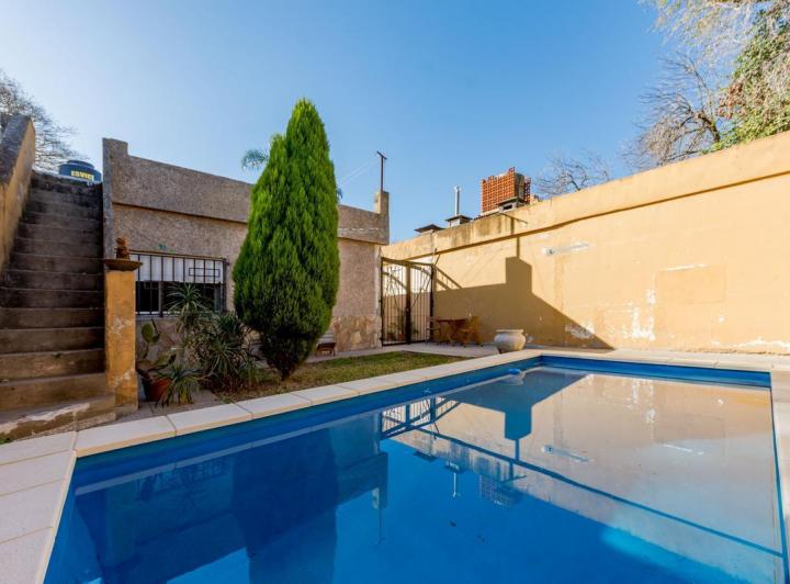 Casa · 115m² · 5 Ambientes · 1 Cochera