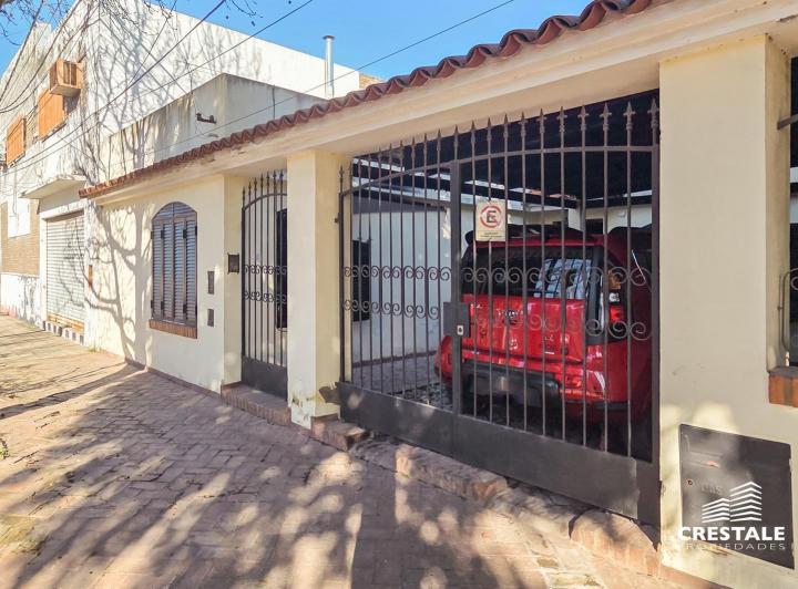 Casa · 202m² · 6 Ambientes · 1 Cochera