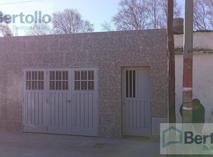 Casa · 162m² · 2 Dormitorios · 1 Cochera
