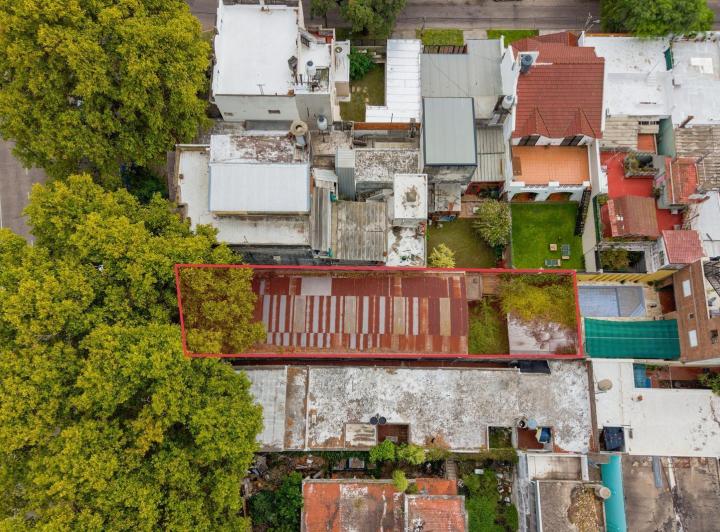 Terreno · 325m²