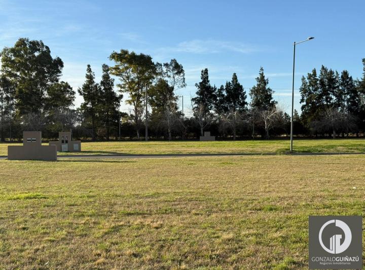 Terreno · 417m²