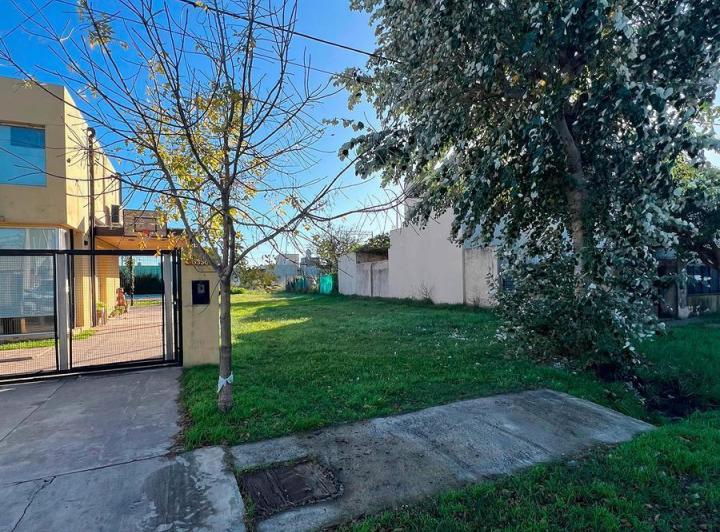 Terreno · 370m²