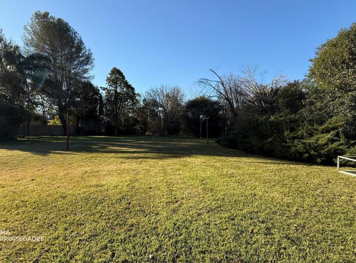 Terreno · 1187m²