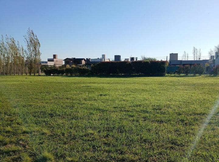 Terreno · 585m²