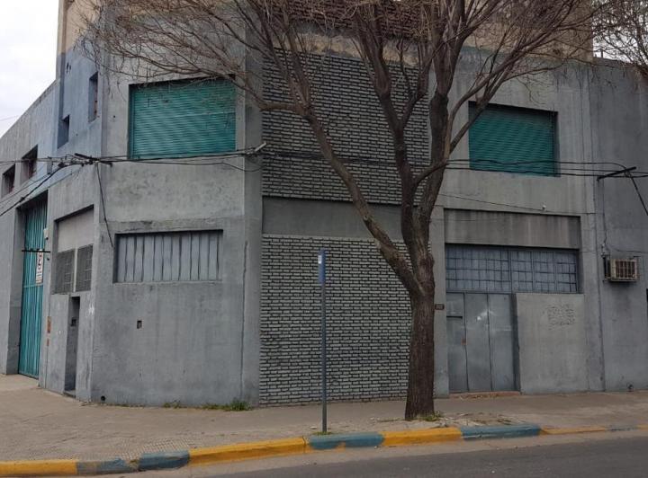 Depósito · 248m²