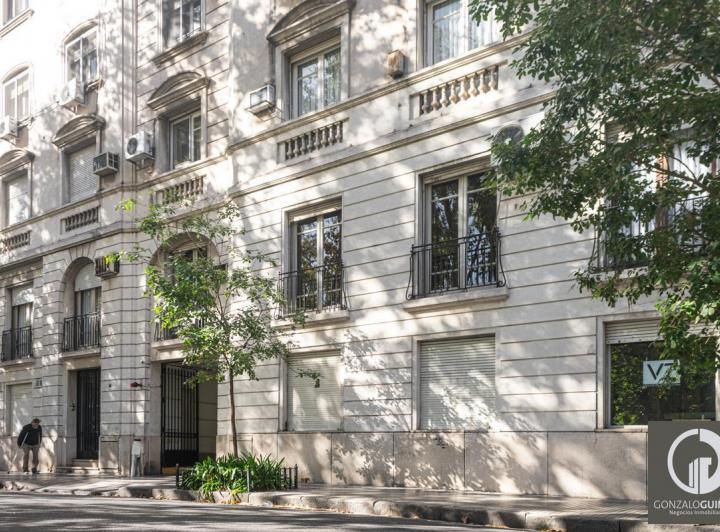 Departamento · 130m² · 6 Ambientes · 1 Cochera