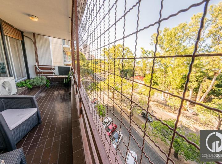 Departamento · 217m² · 7 Ambientes · 1 Cochera
