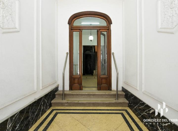 Oficina comercial · 221m² · 9 Ambientes