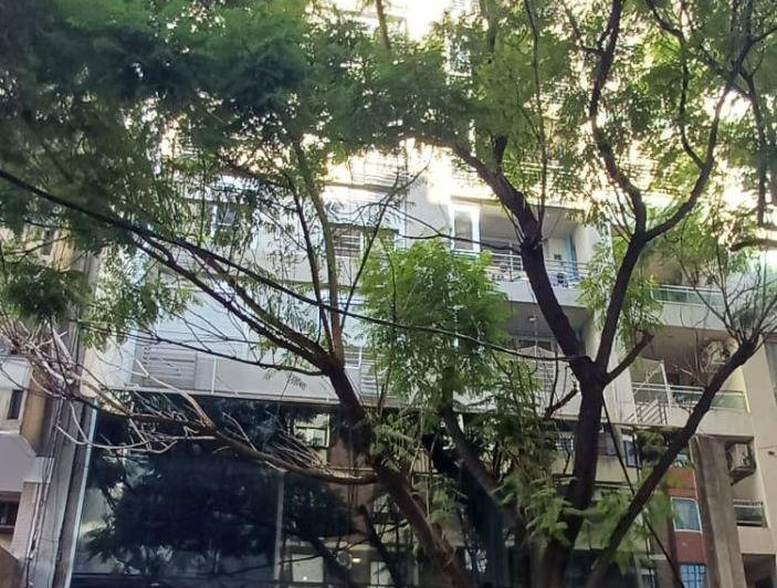 Oficina comercial · 90m² · 1 Ambiente · 1 Cochera