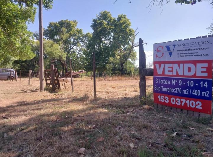 Terreno · 370m²
