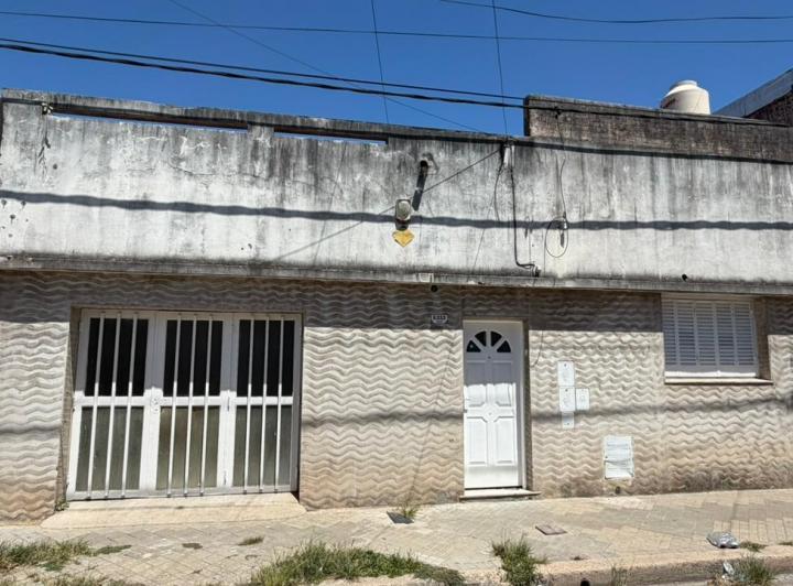 Casa · 130m² · 3 Ambientes · 1 Cochera