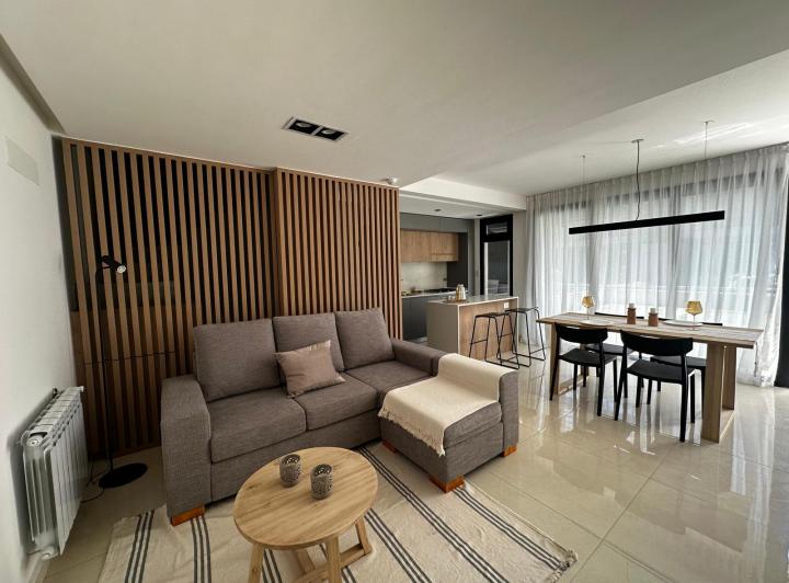 Departamento · 104m² · 6 Ambientes · 1 Cochera