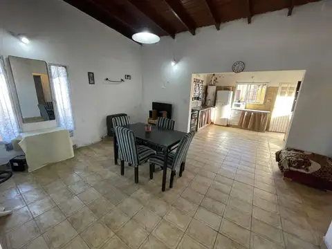 Casa en Venta en Los Hornos, La Plata