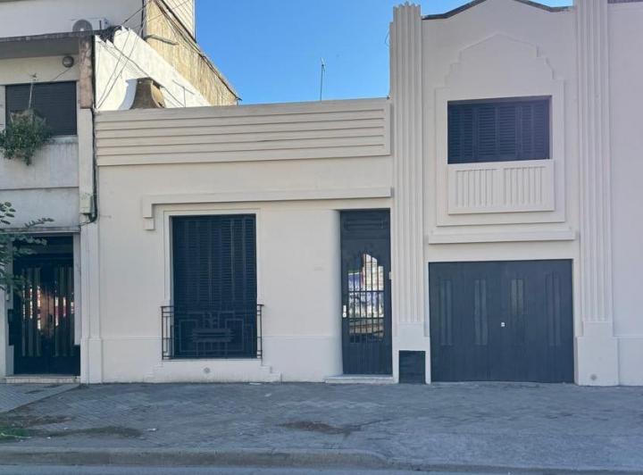 Casa · 163m² · 5 Ambientes · 1 Cochera