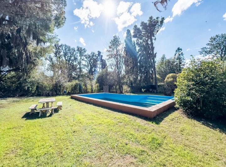 Casa · 235m² · 5 Ambientes · 1 Cochera