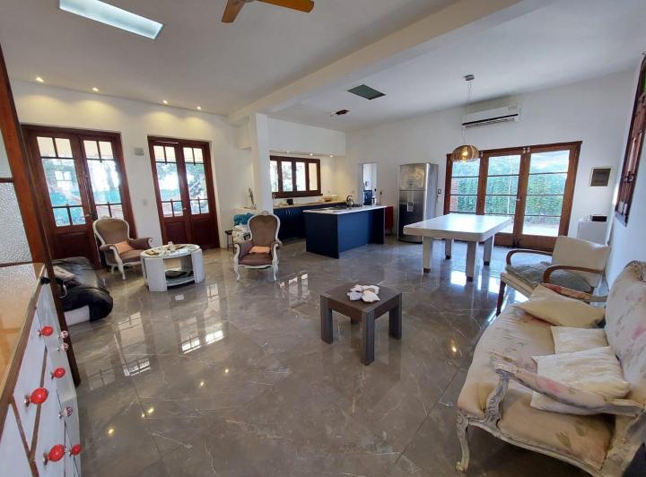 Casa · 112m² · 3 Ambientes · 2 Cocheras
