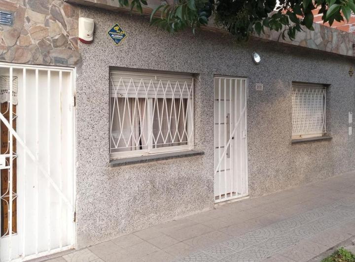 Casa · 72m² · 6 Ambientes