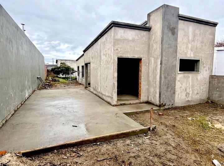 Casa · 122m² · 1 Ambiente · 1 Cochera