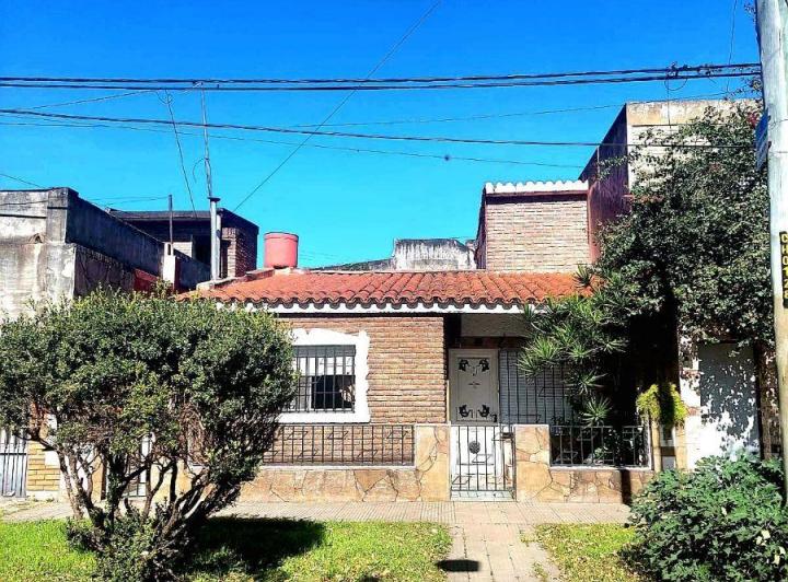 Casa · 90m² · 5 Ambientes