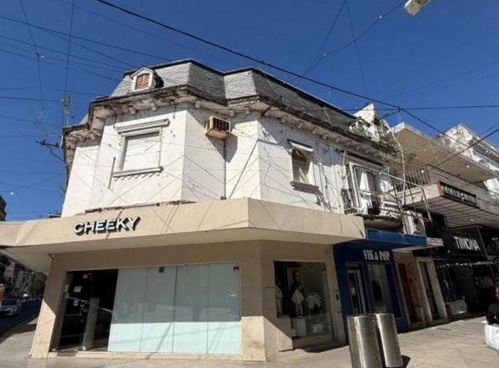 Departamento · 145m² · 7 Ambientes