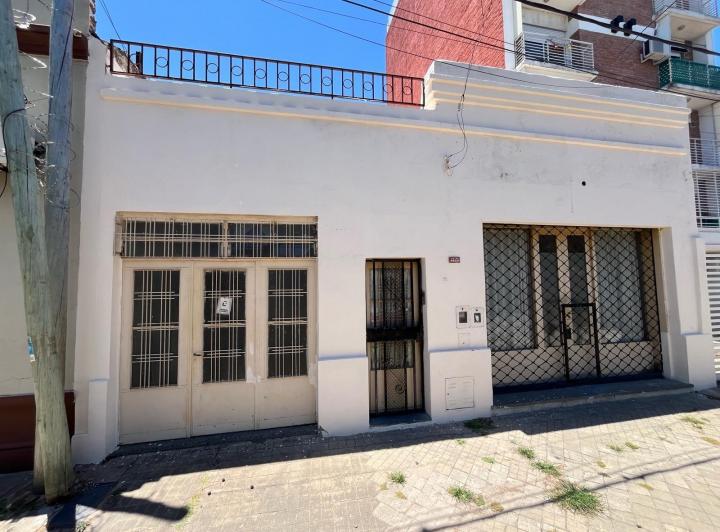 Casa · 117m² · 2 Dormitorios · 1 Cochera